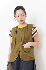Mustard cotton vest in round hem