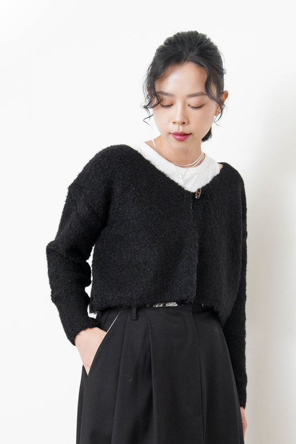 Black knit cardigan w/ detail button