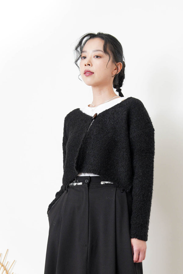 Black knit cardigan w/ detail button