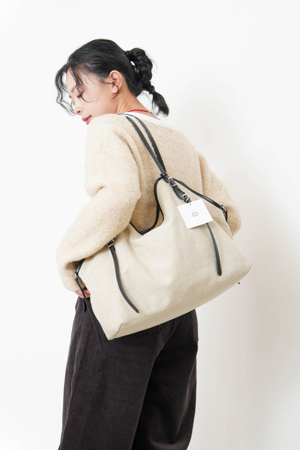 Canvas bag w/ bucket  details