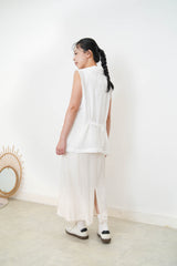 White sheer sleeveless premium blazer