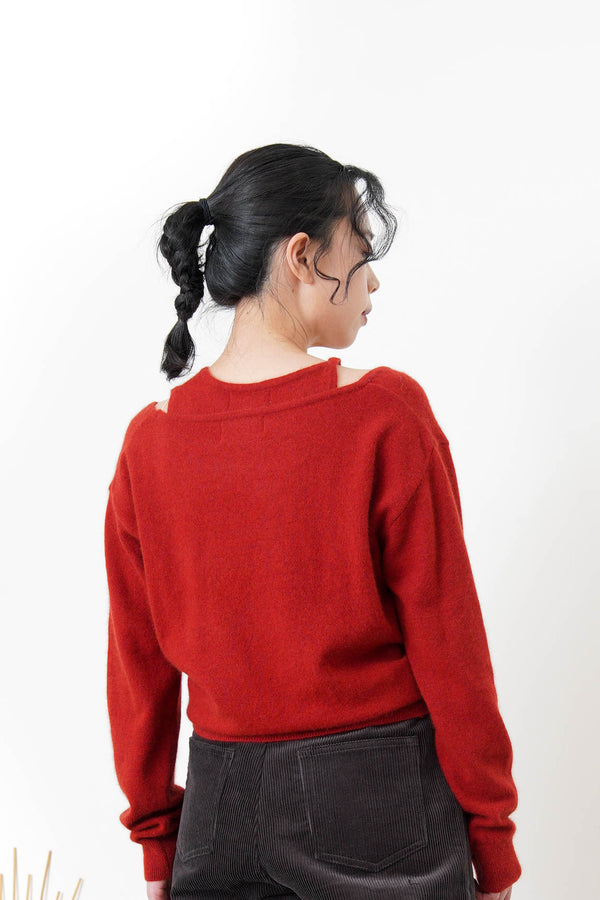 Red asymmetric premium wool sweater in set