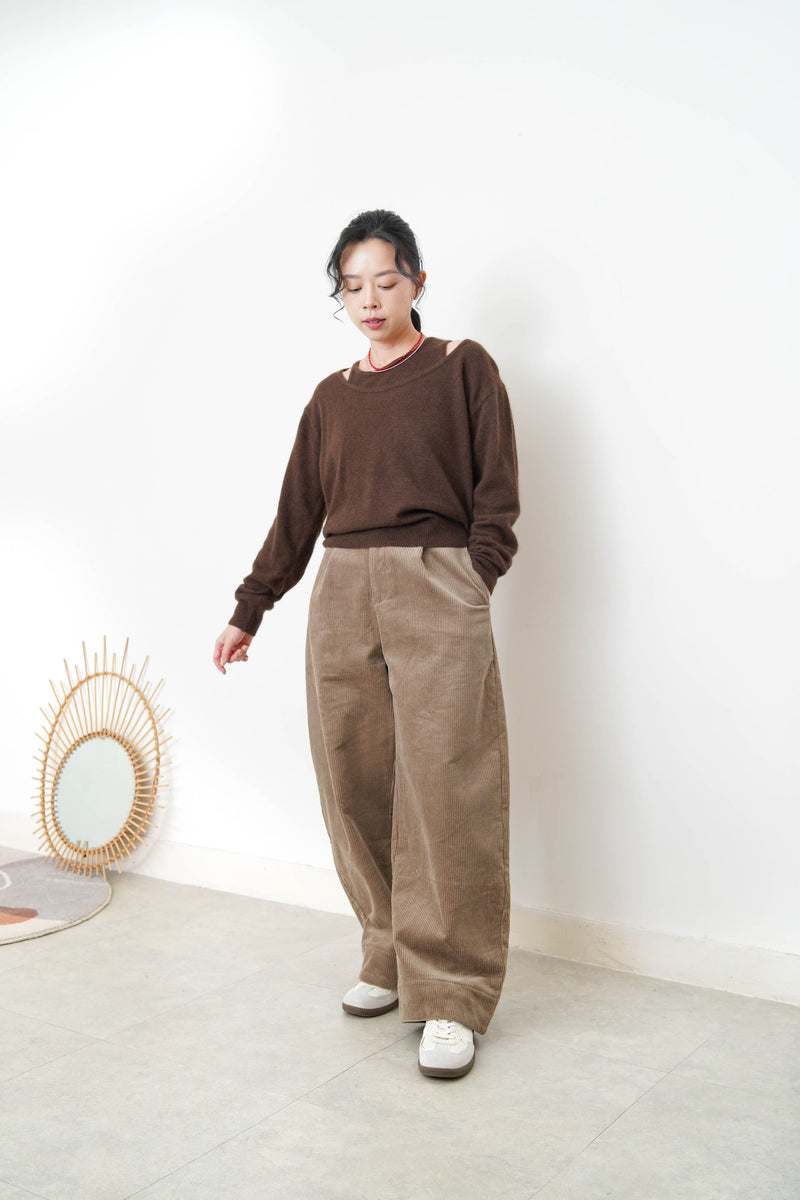 Brown asymmetric premium wool sweater in set