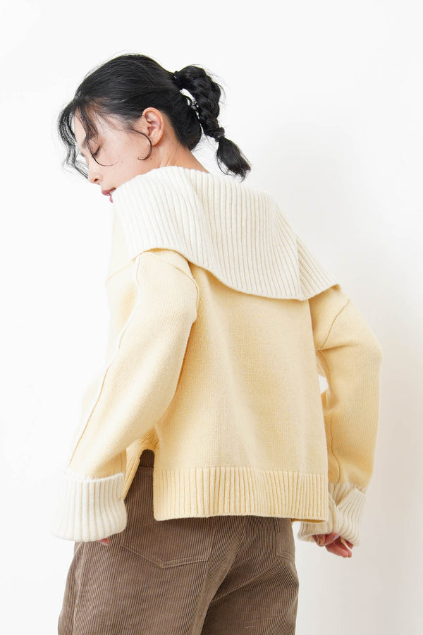 Butter yellow wool sweater w/ sailor collar