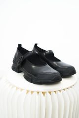 Track sole mary janes w/ buckle