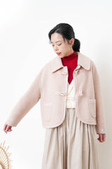 Red turtle neck inner w/ ruffle trimming
