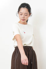 White detail embroidery Tee