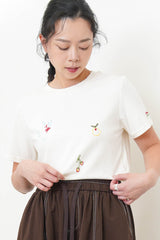 White detail embroidery Tee