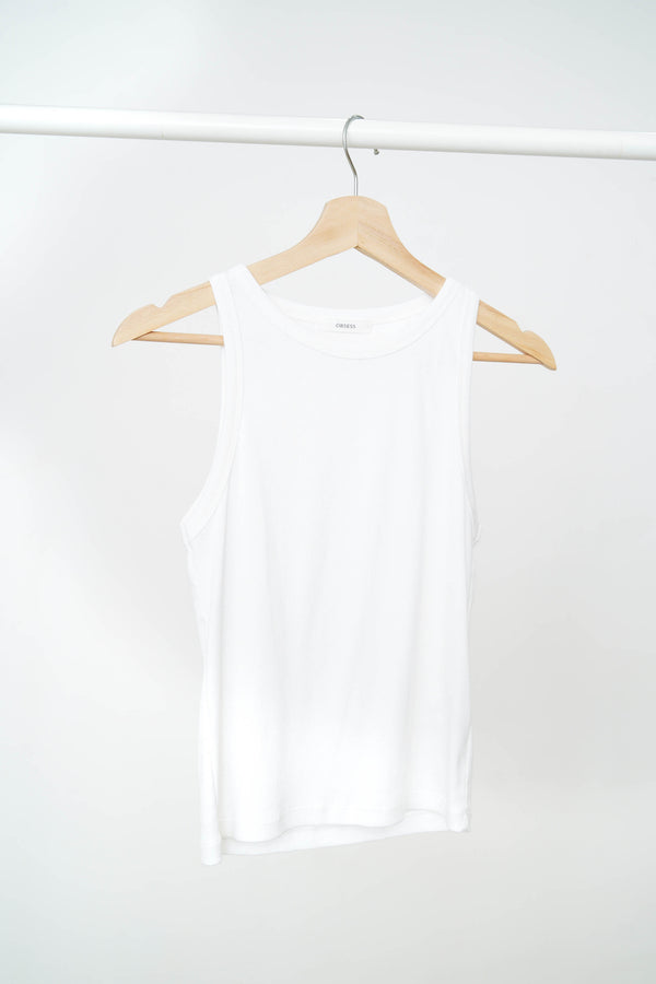 White vest inner
