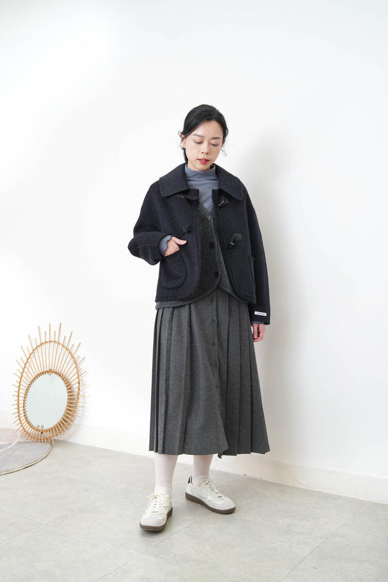Grey 2 ways wool pleats skirt with buttons