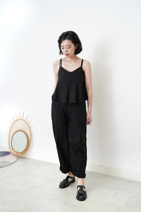 Line cami top w/ trousers in set