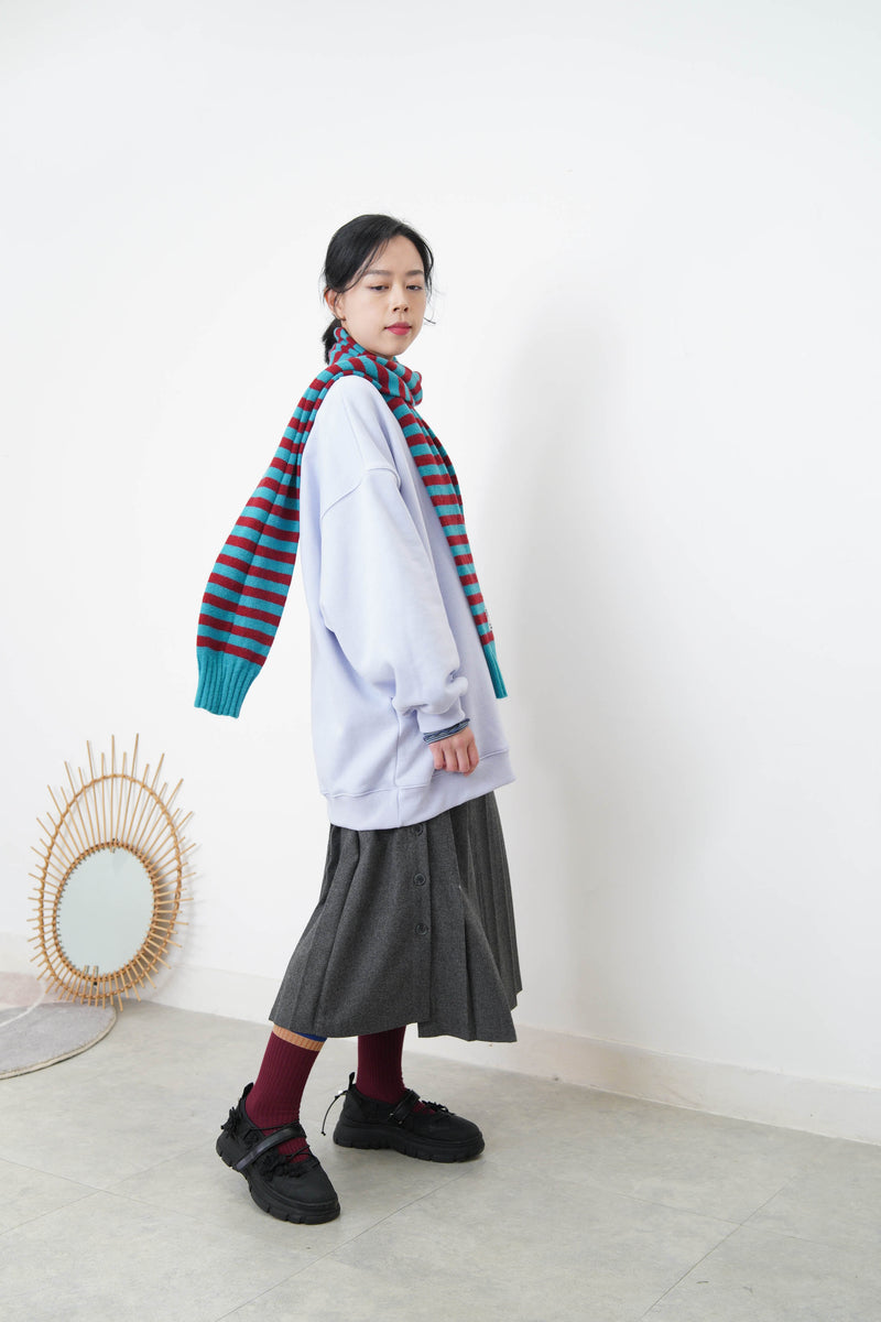 Soft knit sleeves scarf in stripes
