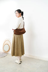 Ivory fine wool sweater in round collar