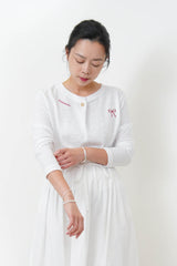 White red stitches button tee top