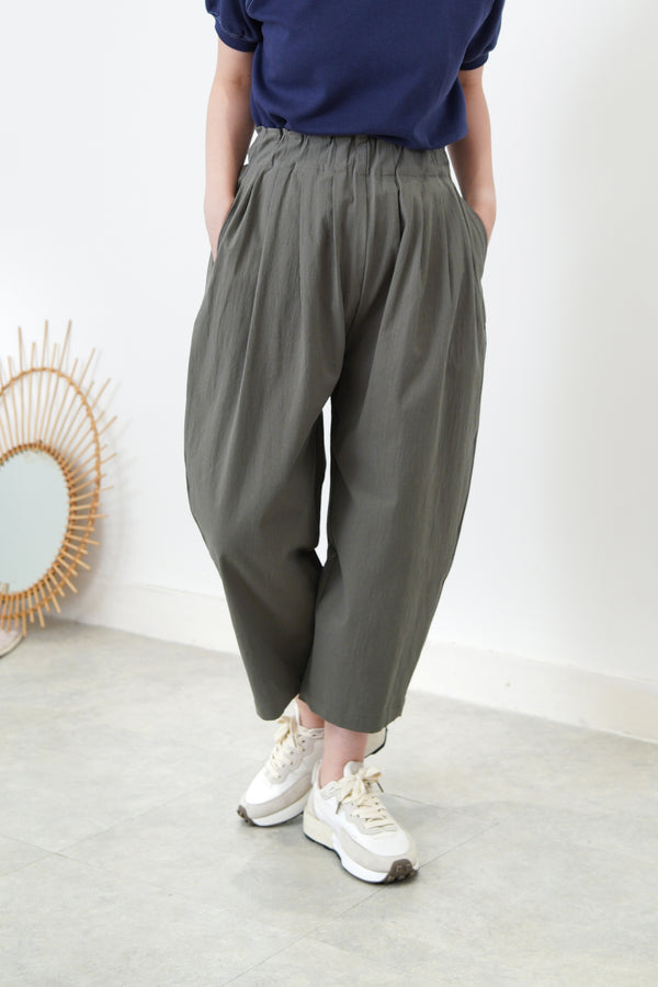 Balloon shape leisure pants in elastic waist