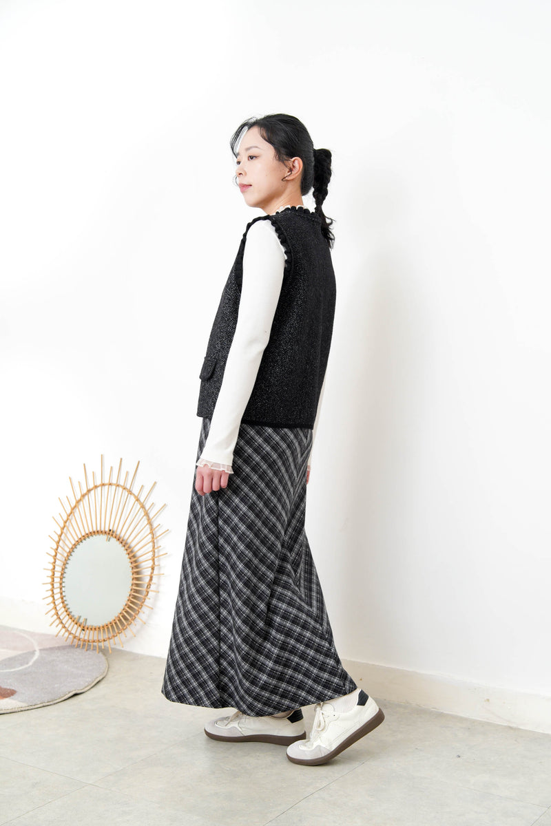 Checked A line maxi skirt in elastic waist