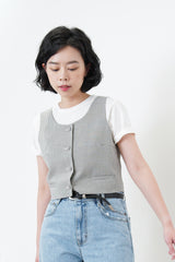 Minimal checked vest