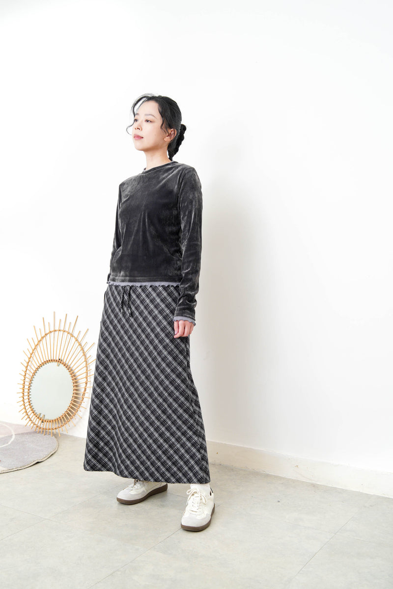 Dark grey velvet top w/ conrast ruffle fringe