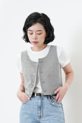 Minimal checked vest