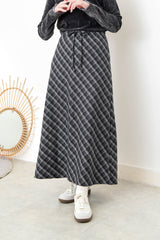 Checked A line maxi skirt in elastic waist