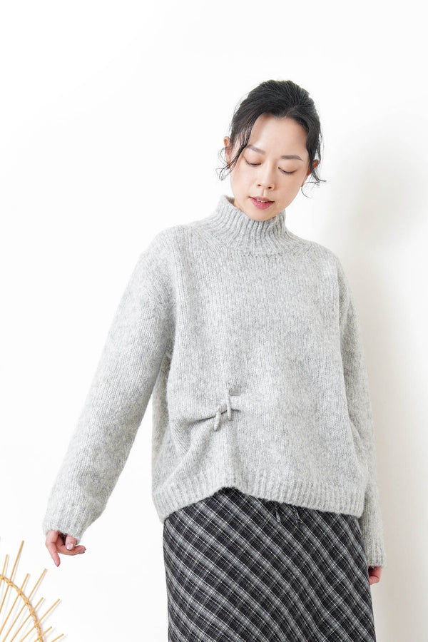 Grey alpaca wool sweater w/ pins