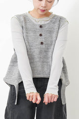Grey sheer inner w/ contrast outline