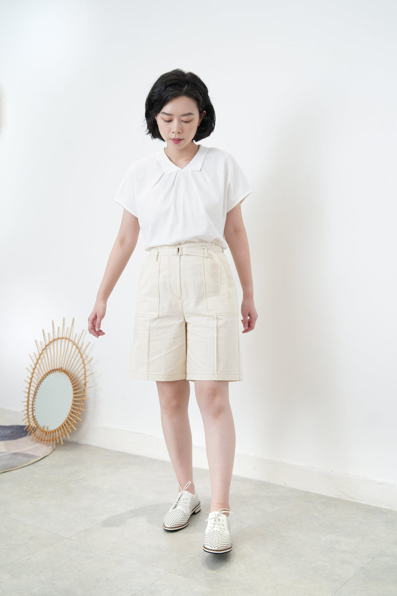Ivory outlined shorts w/ belt