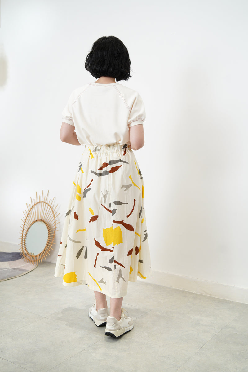 Floral pattern skirt in elastic waist