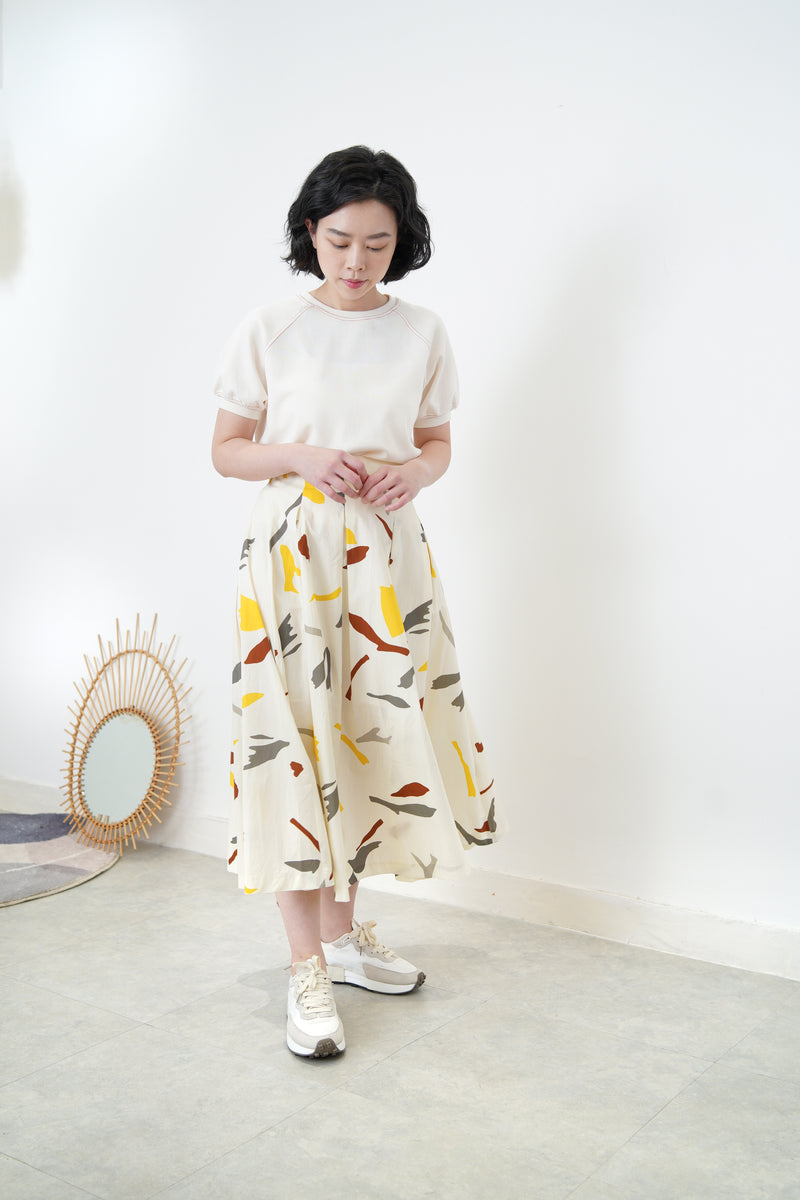 Floral pattern skirt in elastic waist
