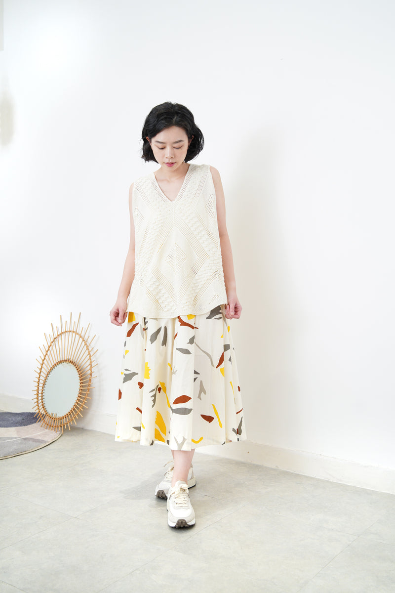 Ivory 3D texture vest