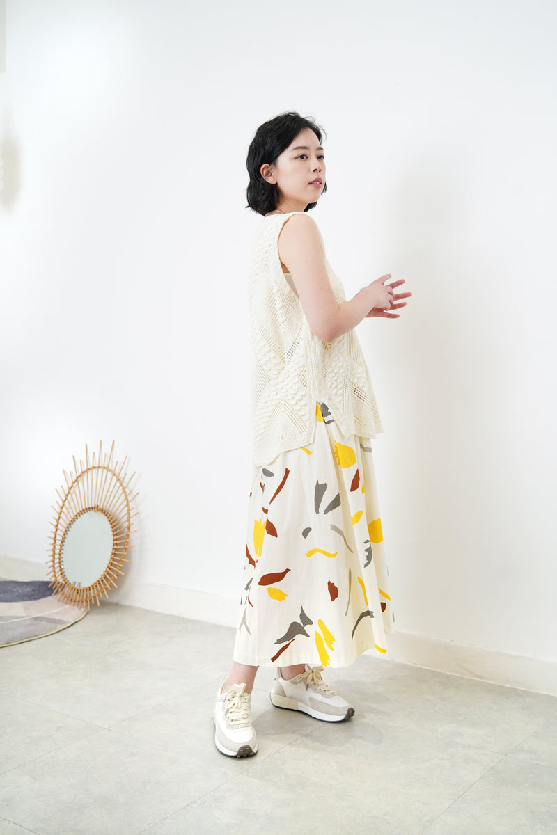 Floral pattern skirt in elastic waist