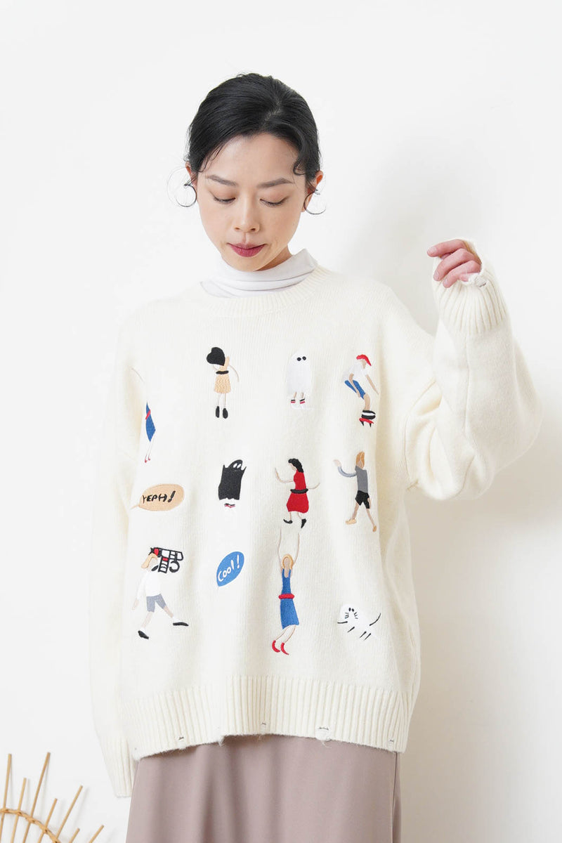 Black embroidery sweater w/ ripped details