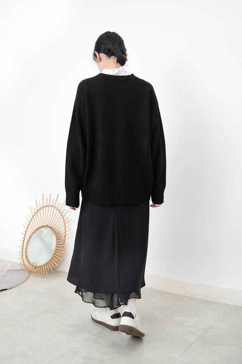 Black embroidery sweater w/ ripped details