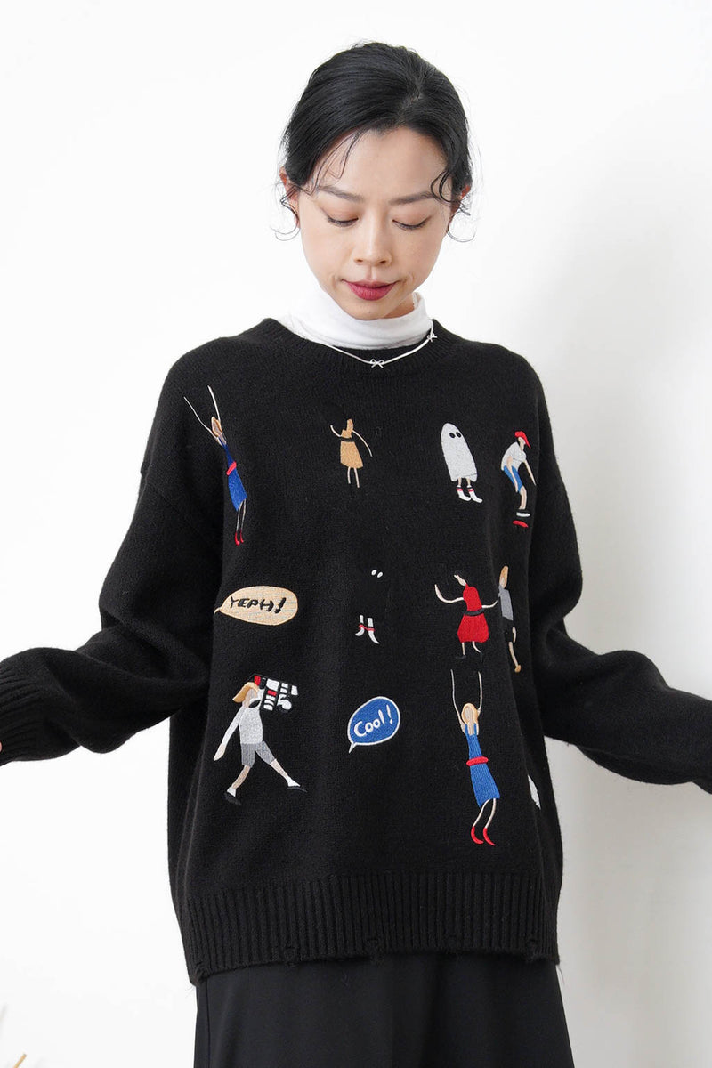 Black embroidery sweater w/ ripped details