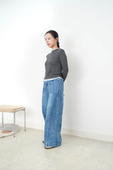 Grey layers top in contrast color