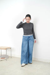 Grey layers top in contrast color