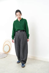 Green fine wool sweater in round collar