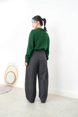 Green fine wool sweater in round collar