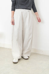 Light grey barrel pants