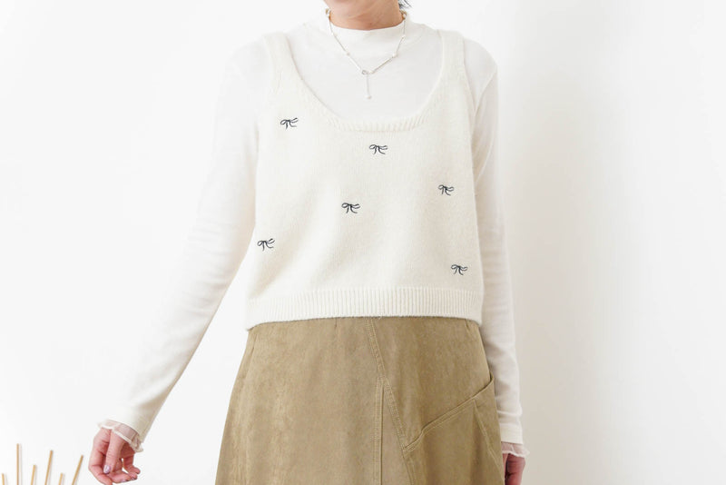 Ivory knit cami in ribbon embroidery
