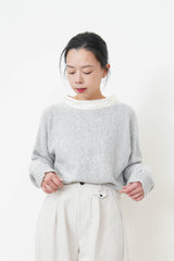 Light grey sweater w/ silk soft collar
