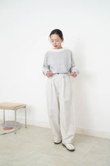 Light grey sweater w/ silk soft collar