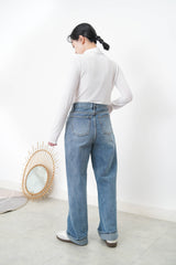 Straight cut jeans