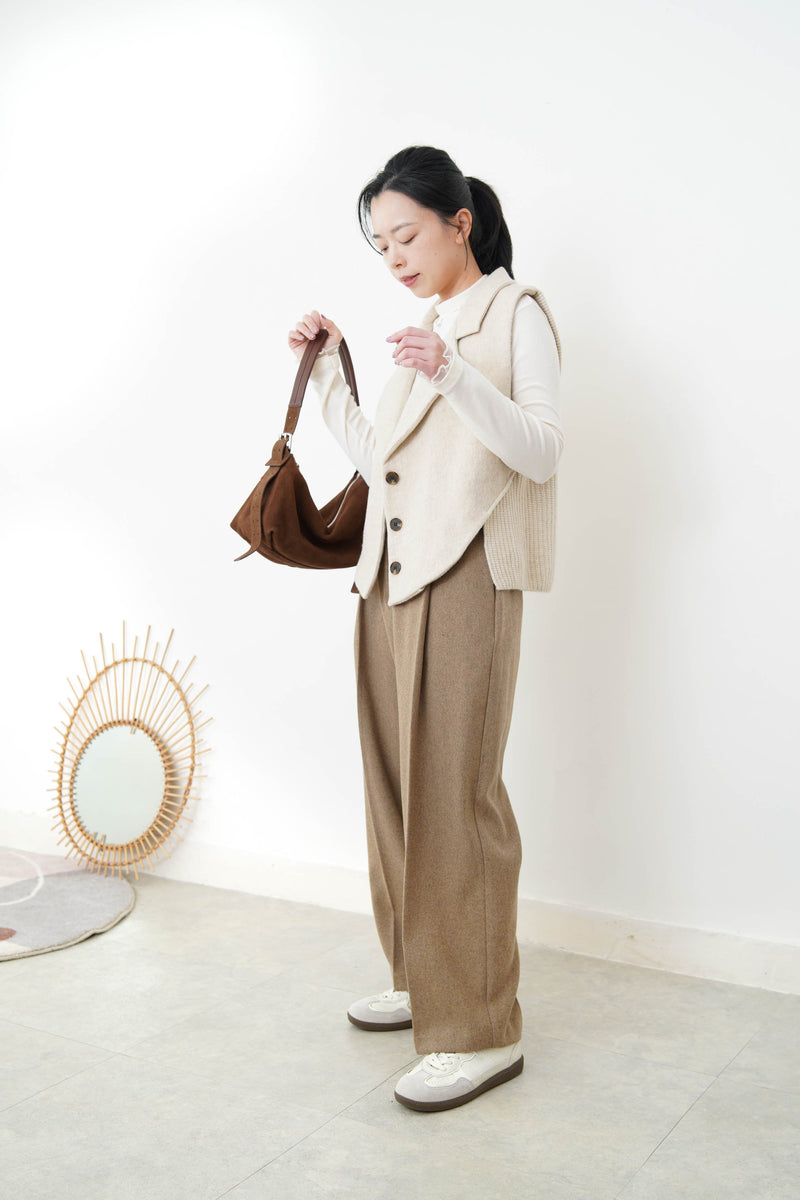 Oatmeal wool vest in wool knit back