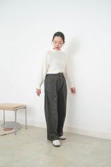 Ivory sweater w/ silk soft collar
