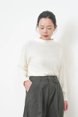 Ivory sweater w/ silk soft collar