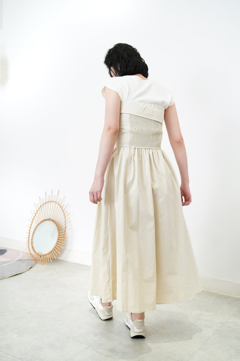 Beige layer tube dress in a cut bottom