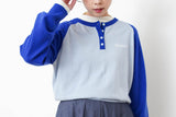 Contrast blue knit top w/ raglan Sleeves