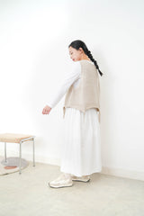 Oatmeal Beige knit vest w/ ripped hem
