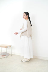 Oatmeal Beige knit vest w/ ripped hem